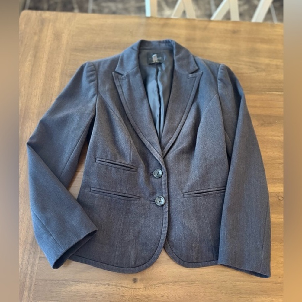 The Limited Women's Gray Blazer Size 2